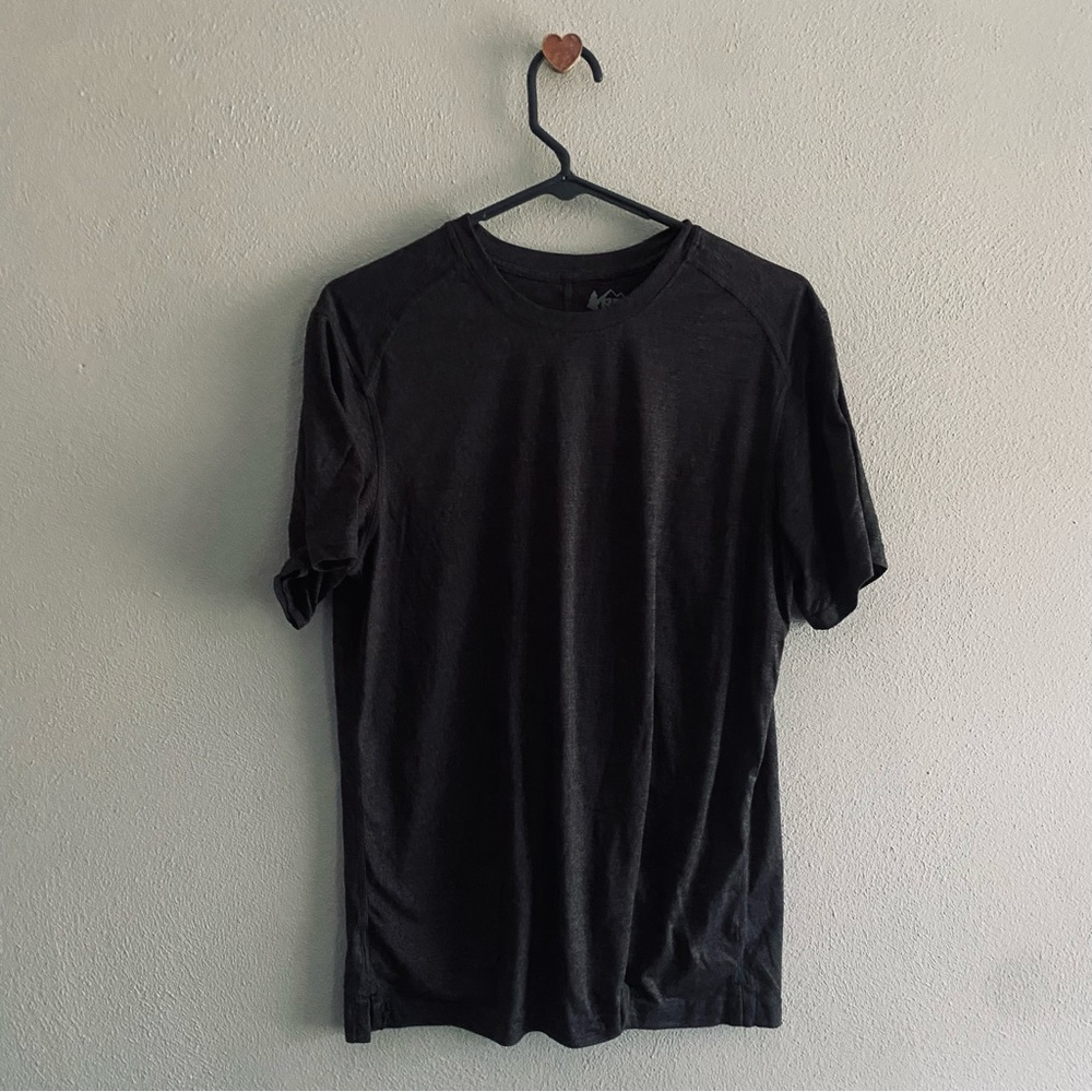 REI Black Short Sleeve Crewneck Tee